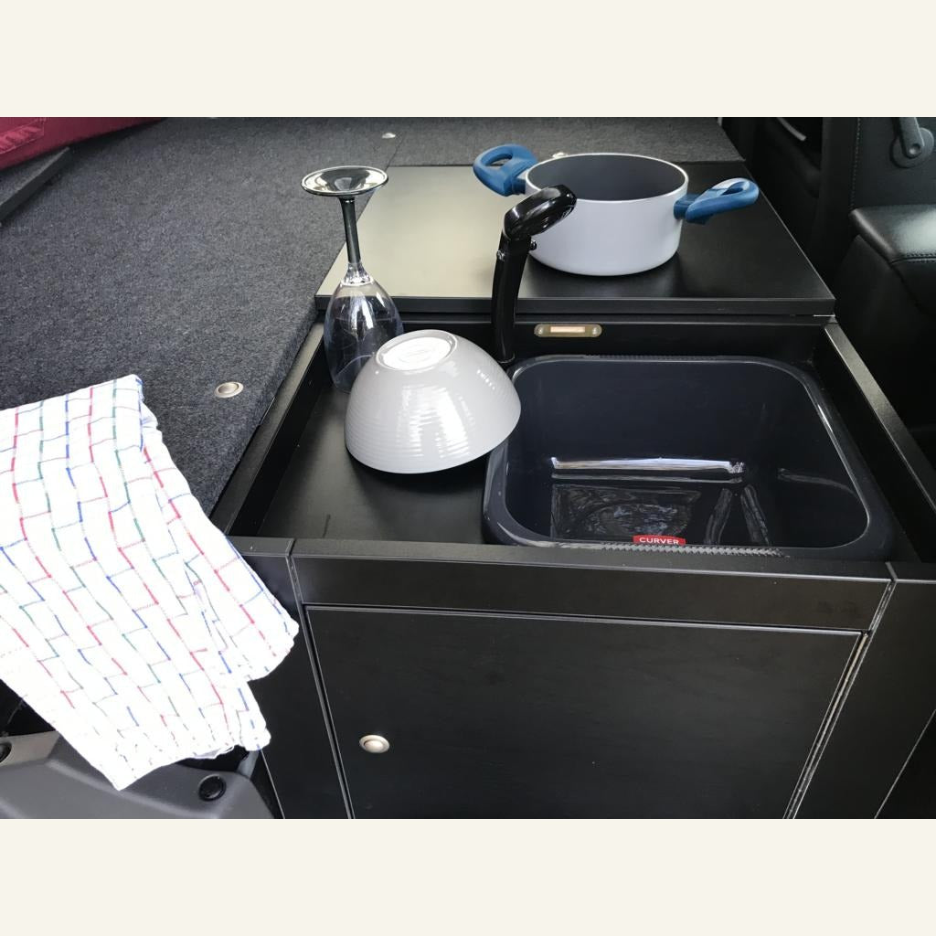 VariVan VariKomb B Campingausbau mit Küchenblock, Spüle und Schlafebene